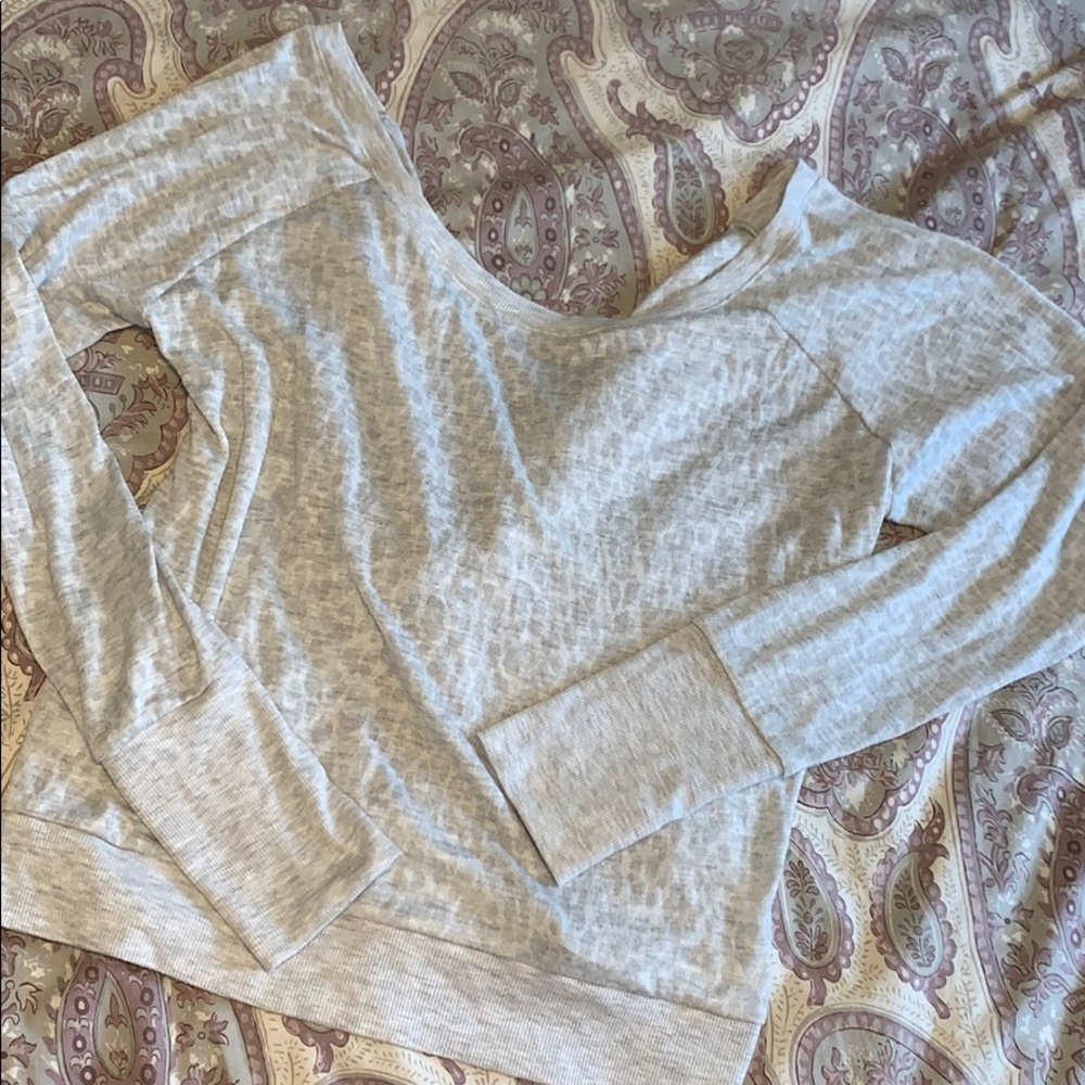 Lorna Jane Long Sleeve shirt